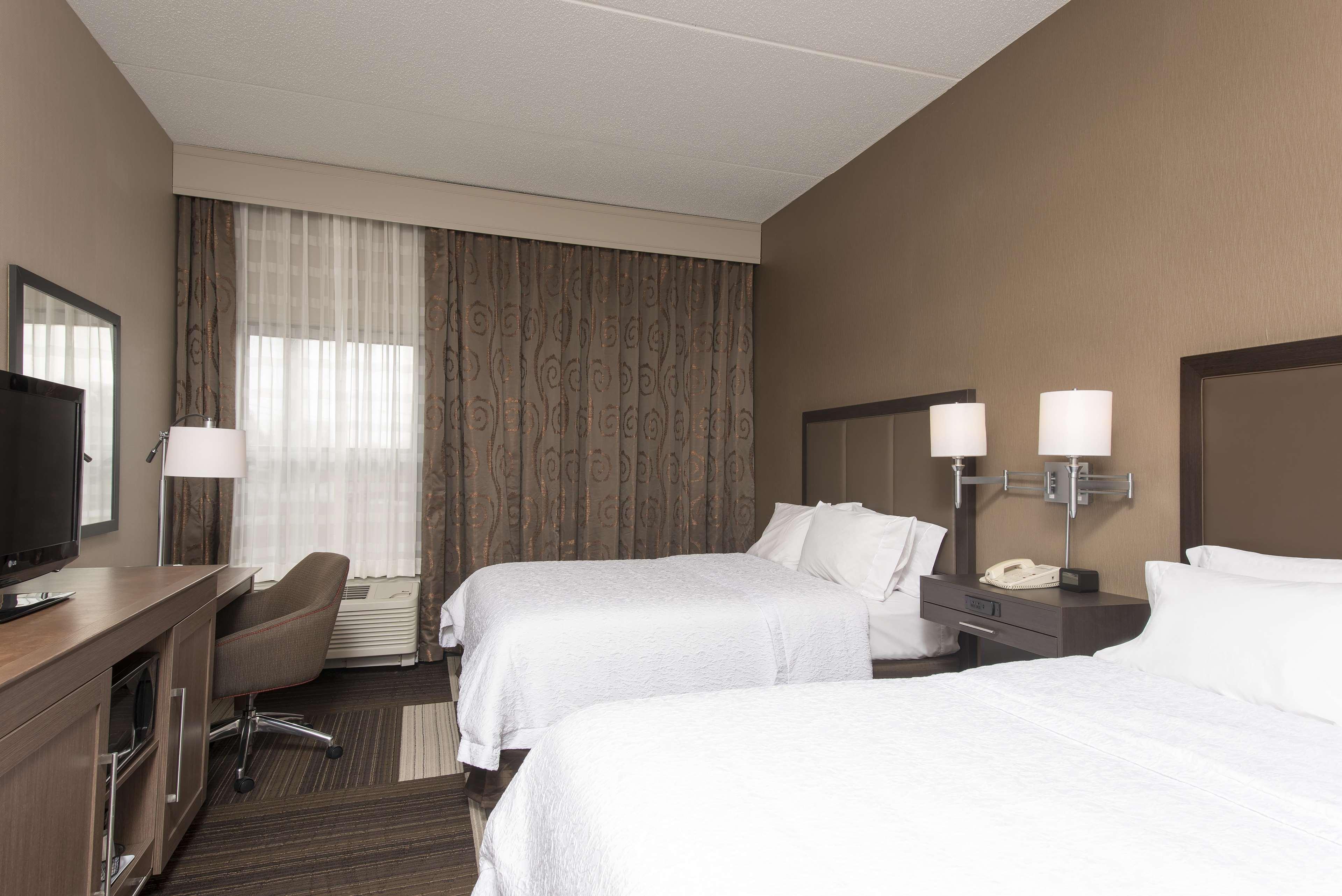 Hampton Inn Seymour Exteriör bild