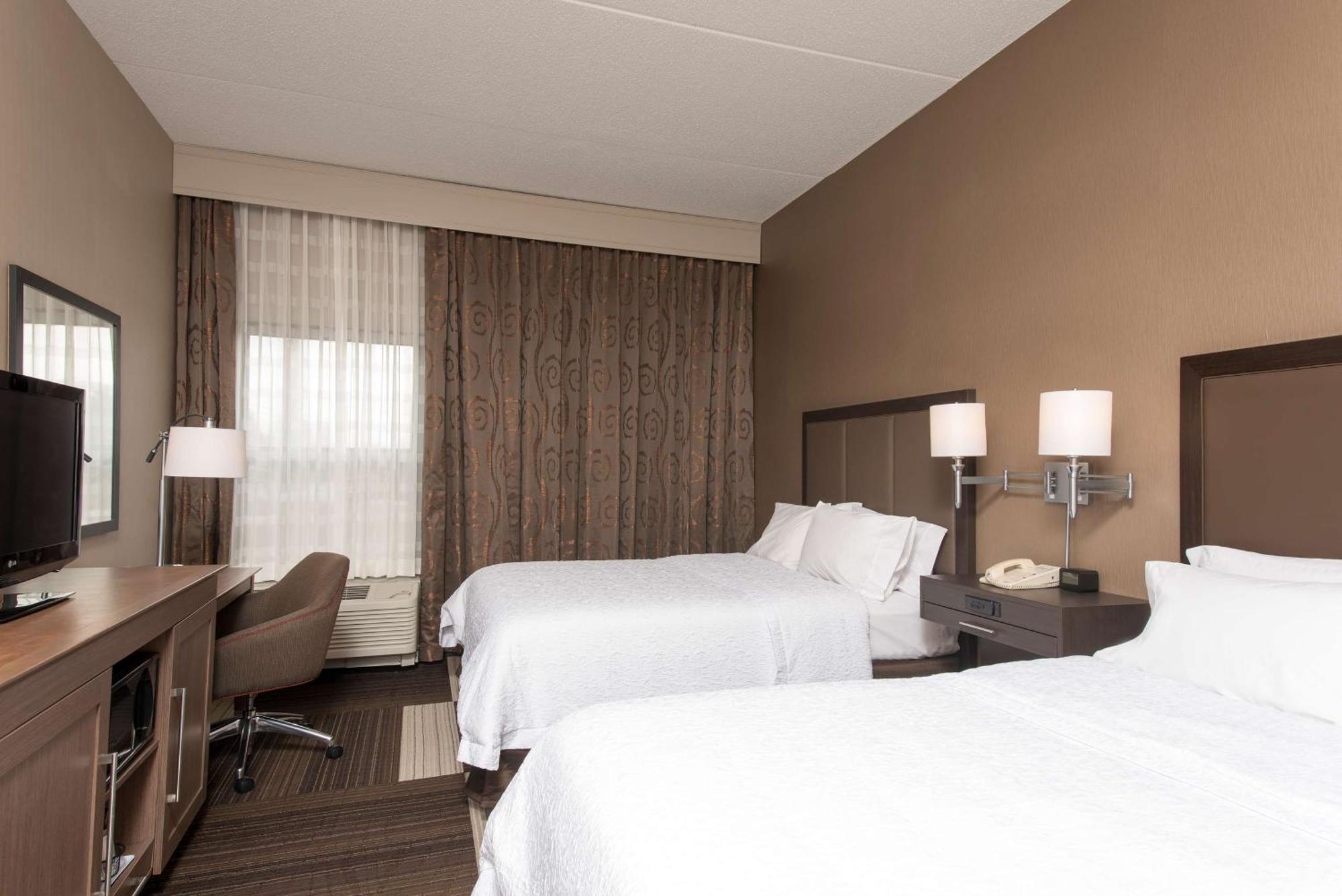 Hampton Inn Seymour Exteriör bild